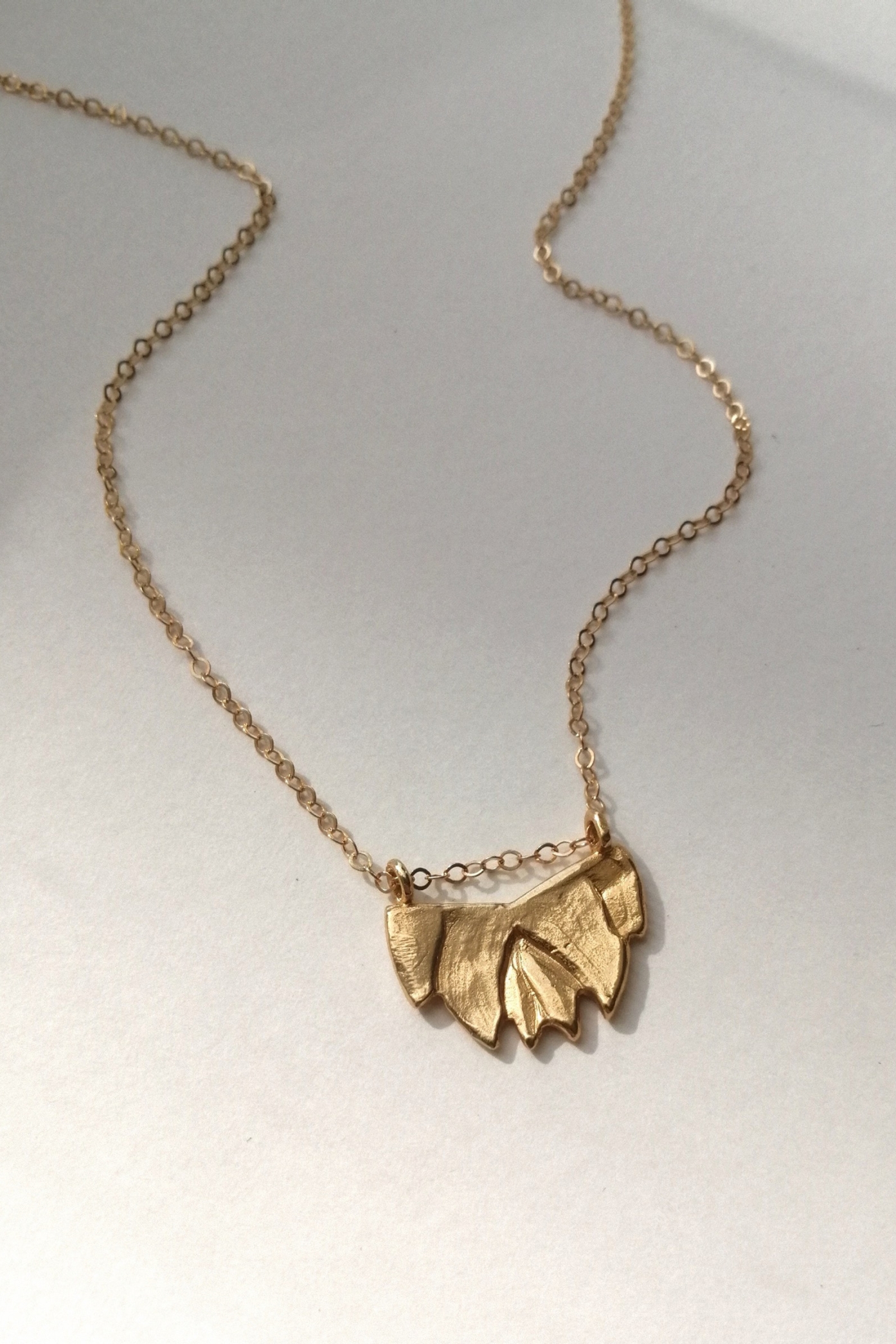 Nouare Jewelry  Ketting Lotus Verguld