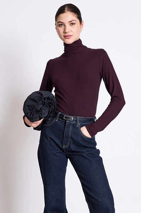 JAN 'N JUNE Mio Cherry Vegan Top