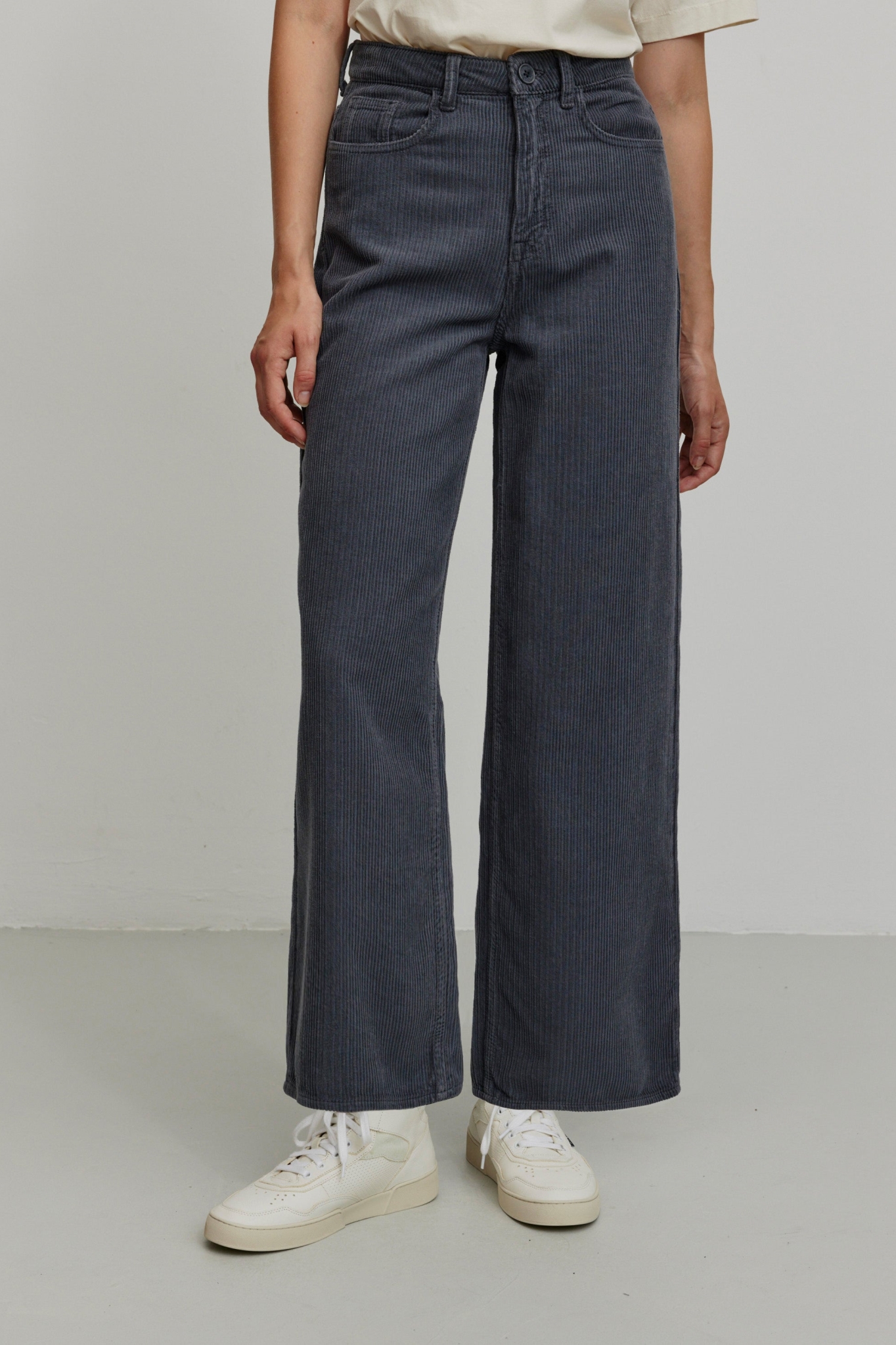 Recolution  Broek Corduroy Erica Denim Blauw