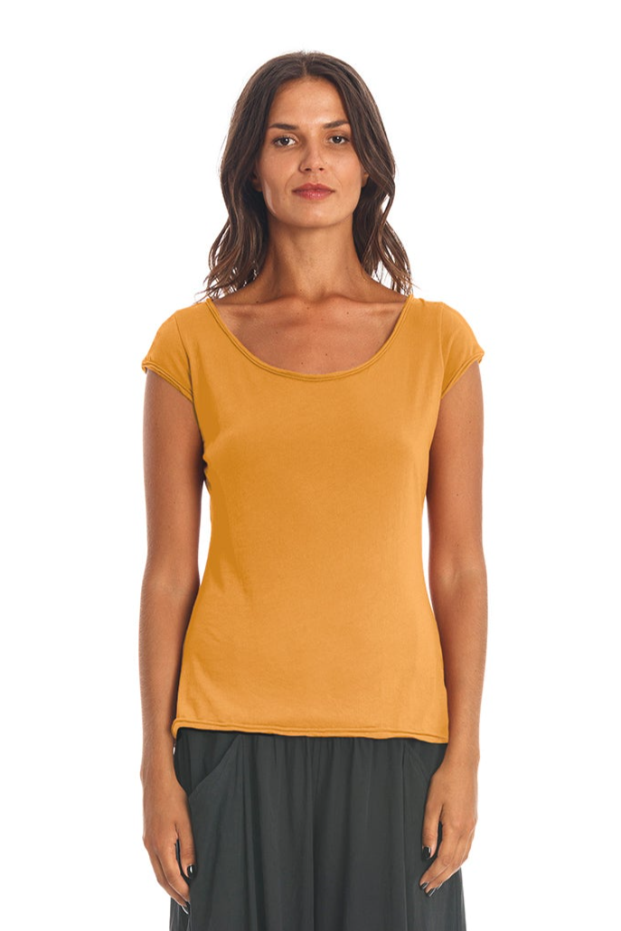 RAVENS VIEW IBIZA  T-Shirt Boyfriend Gold Sand Geel